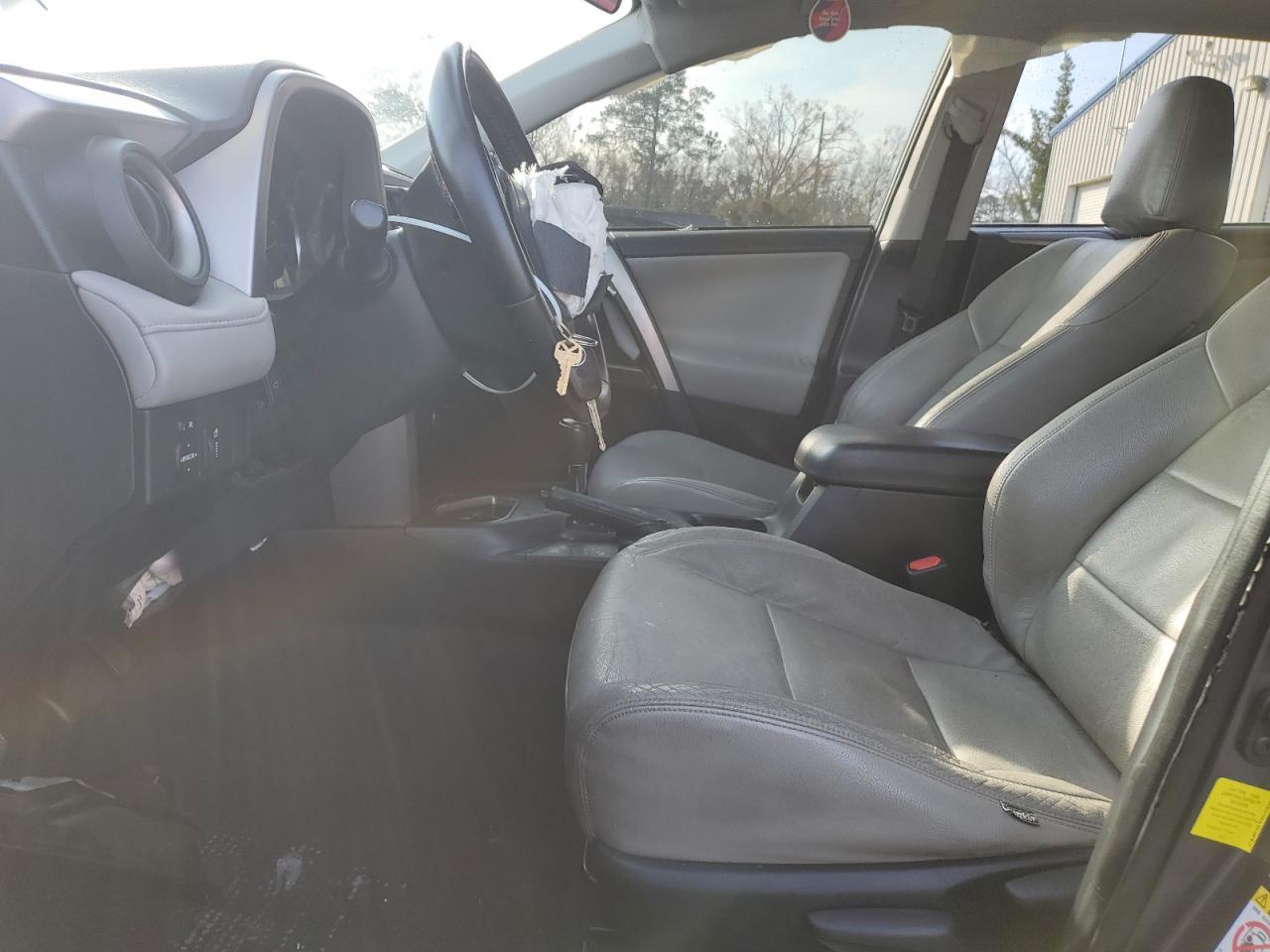 2016 TOYOTA RAV4 XLE - Фото 7