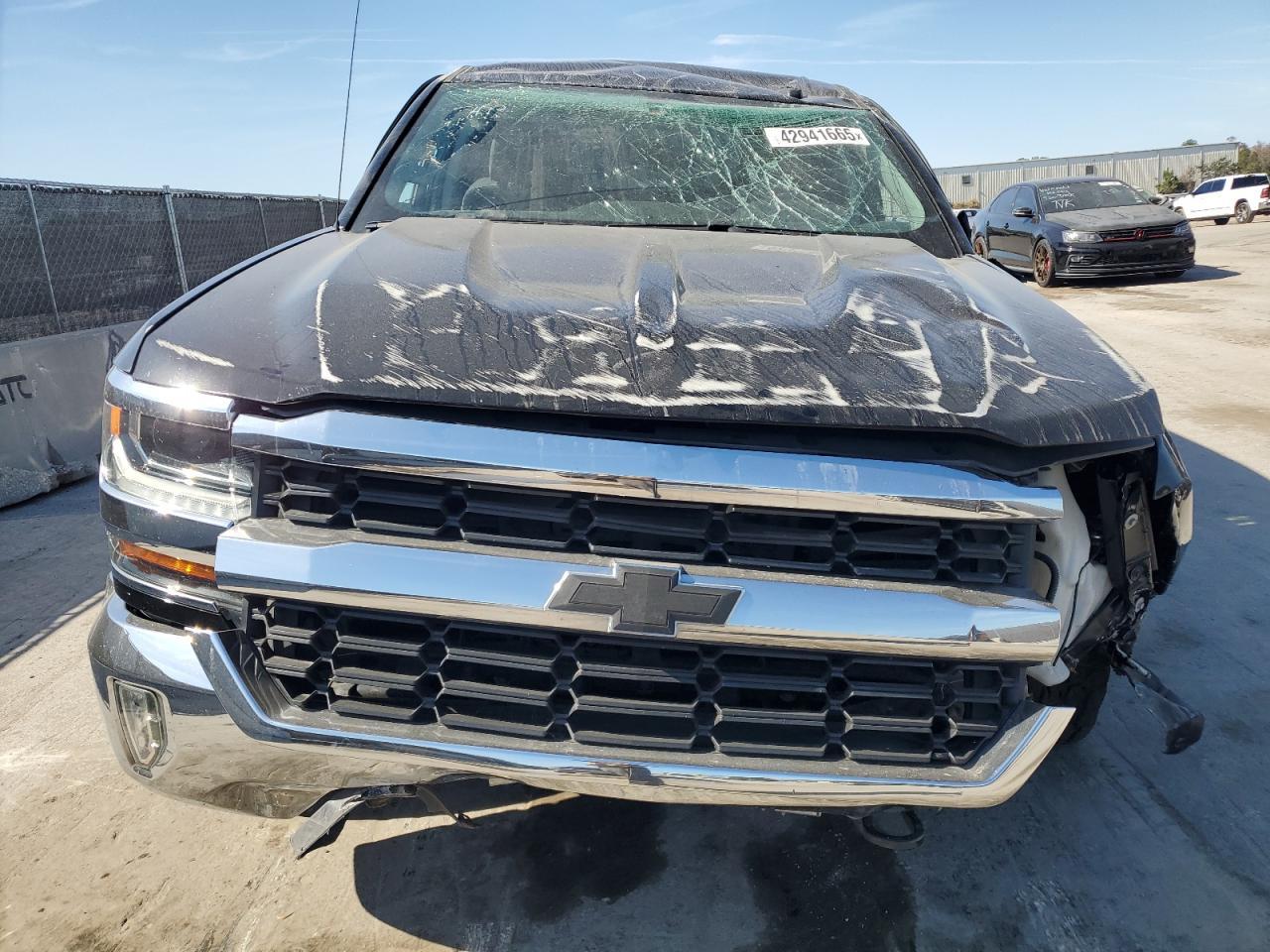2017 CHEVROLET SILVERADO - Image 5