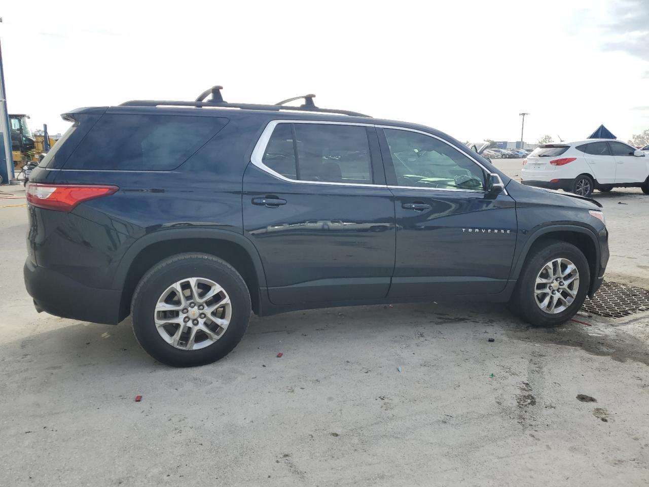 2020 CHEVROLET TRAVERSE L - Фото 3