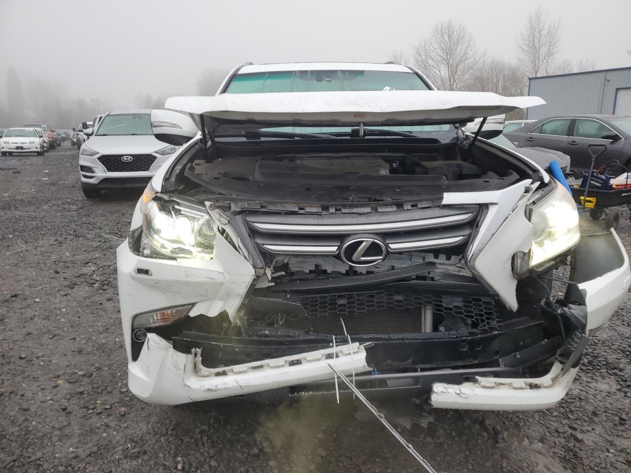 2017 LEXUS GX 460 - Image 5
