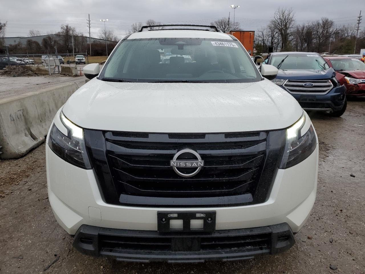 2023 NISSAN PATHFINDER - Image 5
