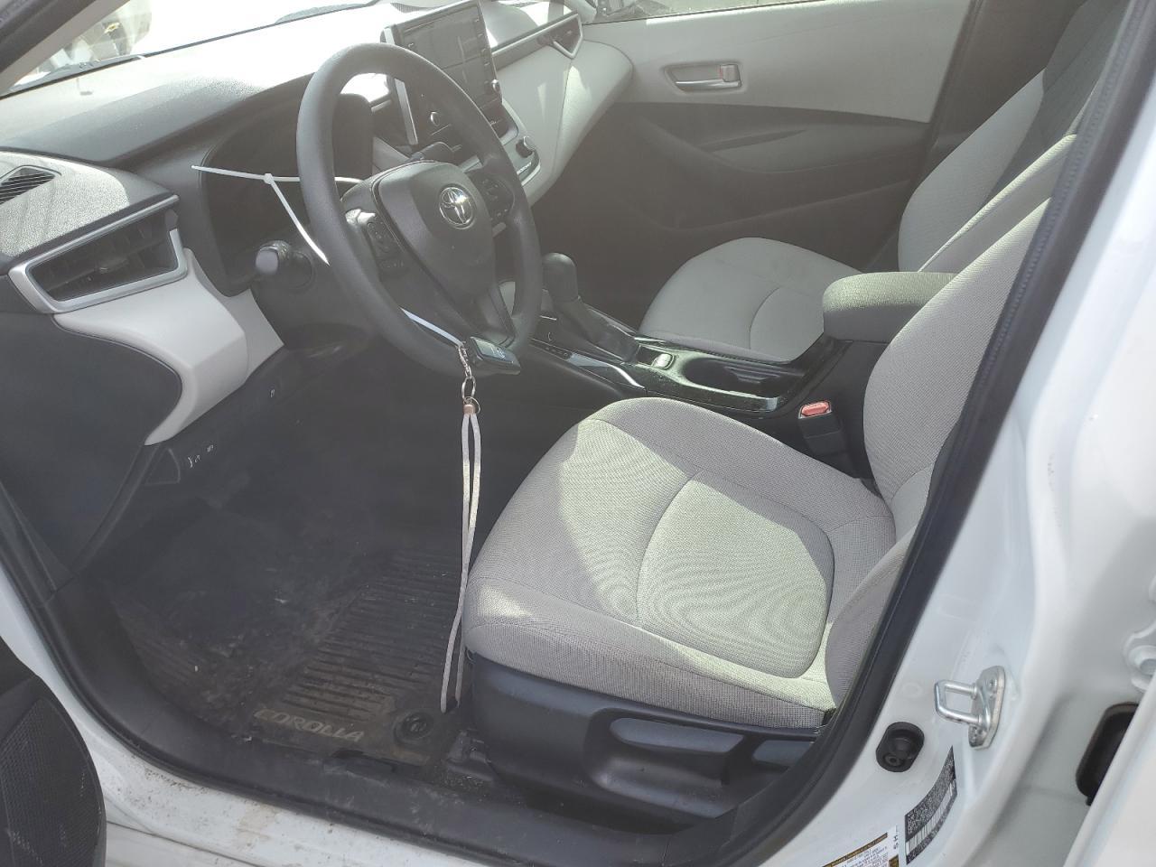 2020 TOYOTA COROLLA LE - Фото 7