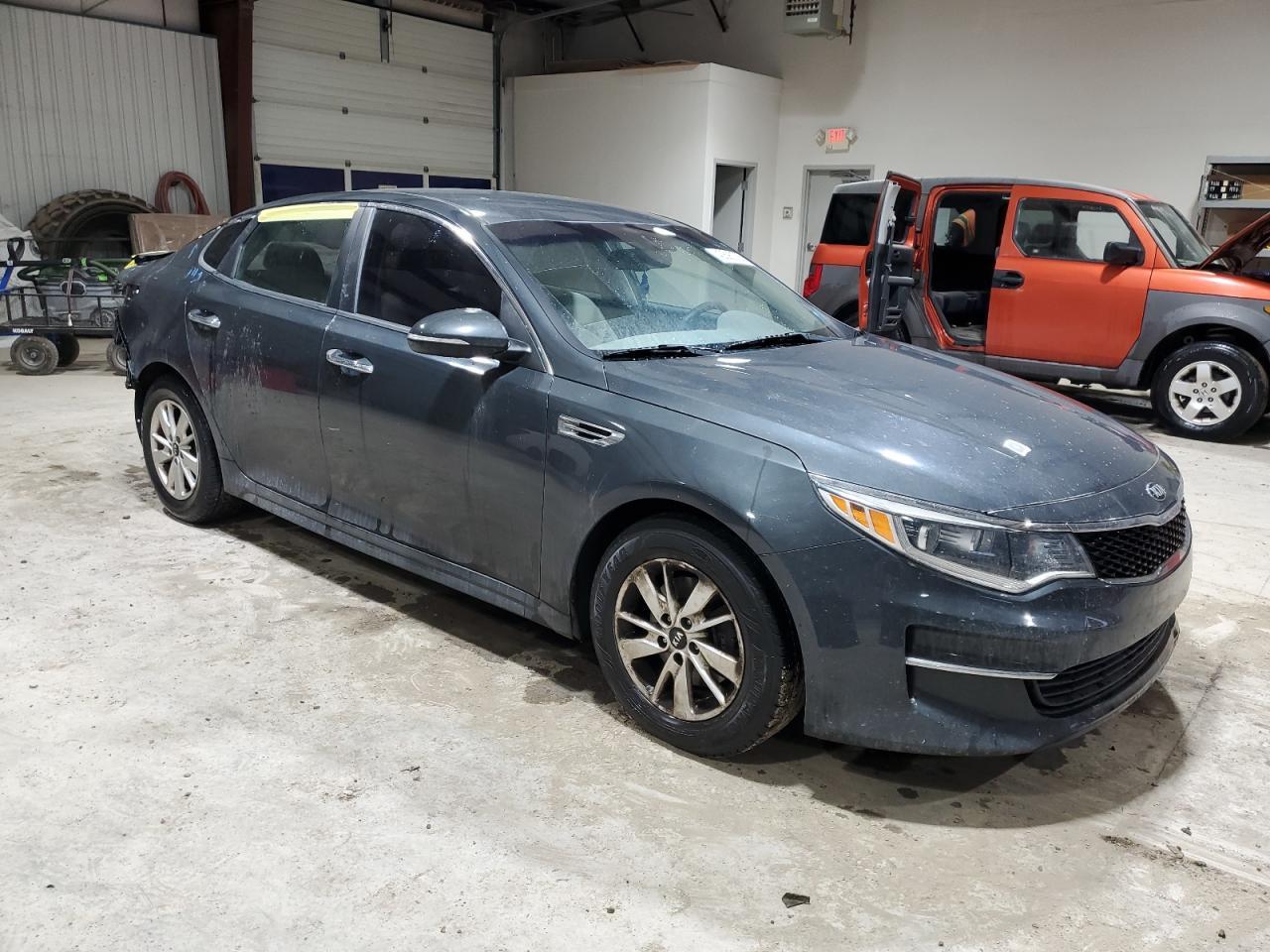 2016 KIA OPTIMA LX - Фото 4