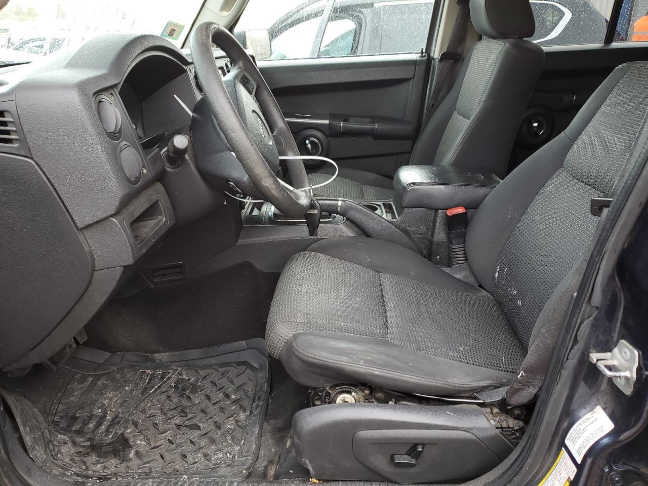 2010 JEEP COMMANDER - Image 7