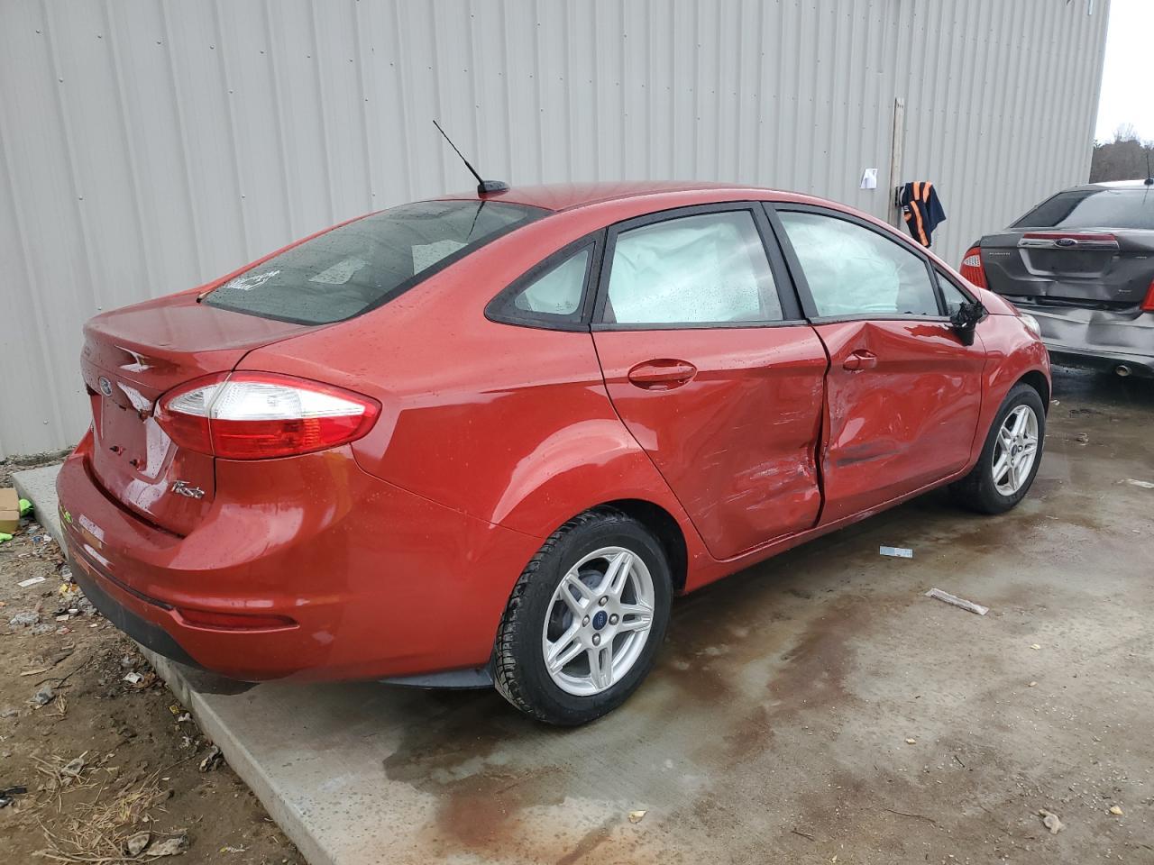 2019 FORD FIESTA SE - Image 3