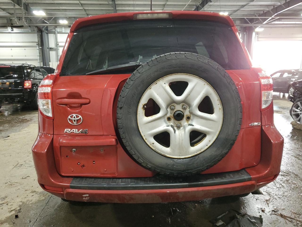 2011 TOYOTA RAV4 - Image 6