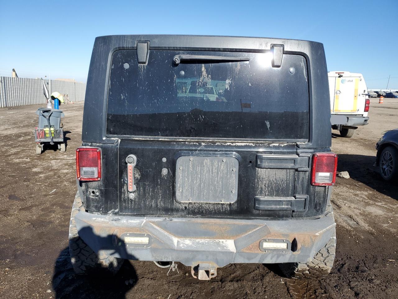 2015 JEEP WRANGLER U - Image 6