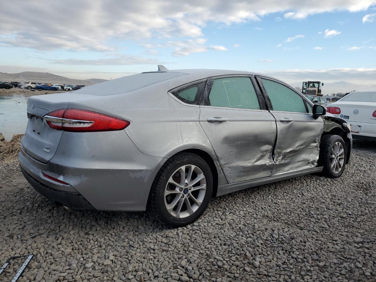 2020 FORD FUSION SE - Image 3