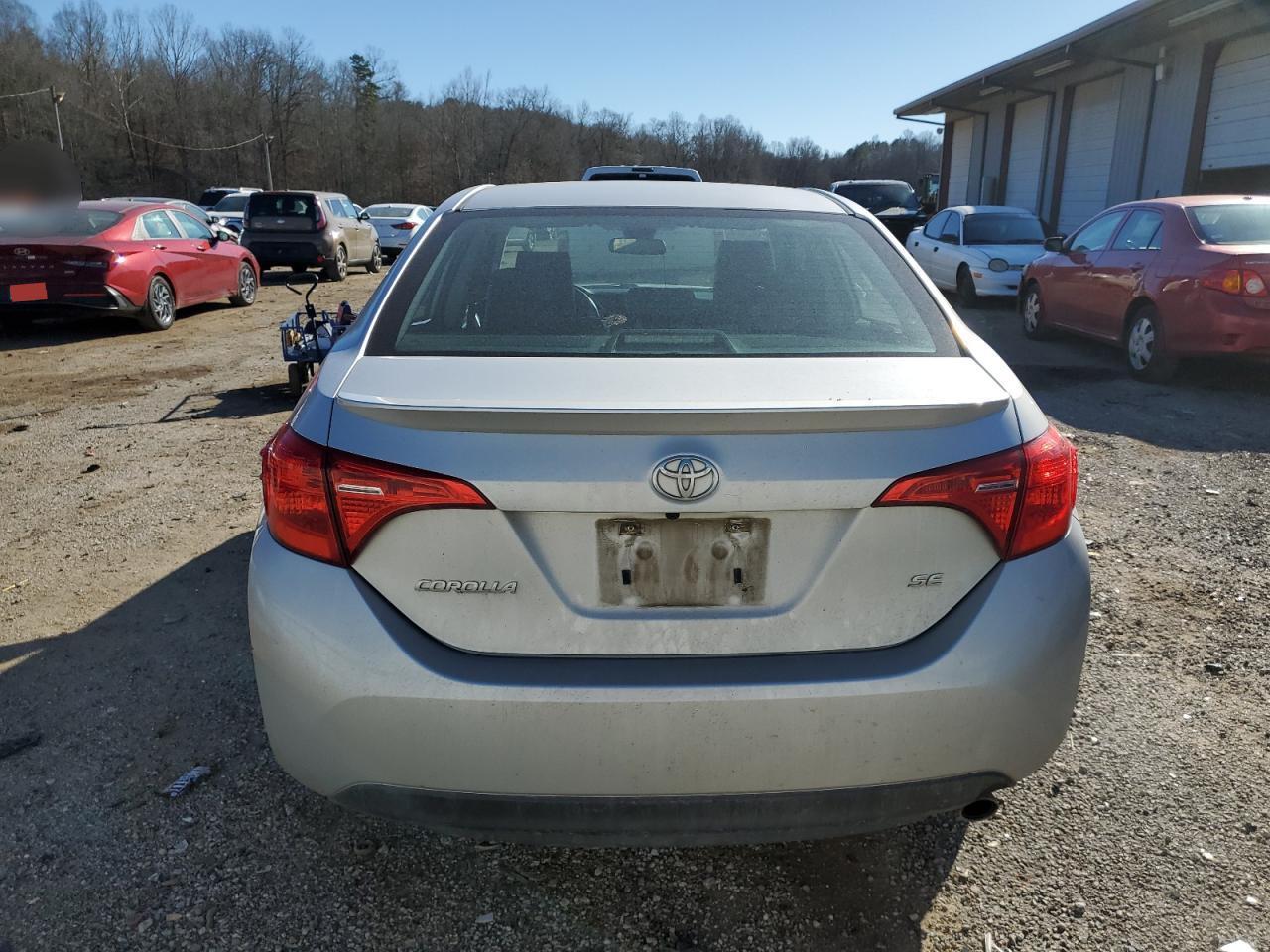 2018 TOYOTA COROLLA L - Image 6
