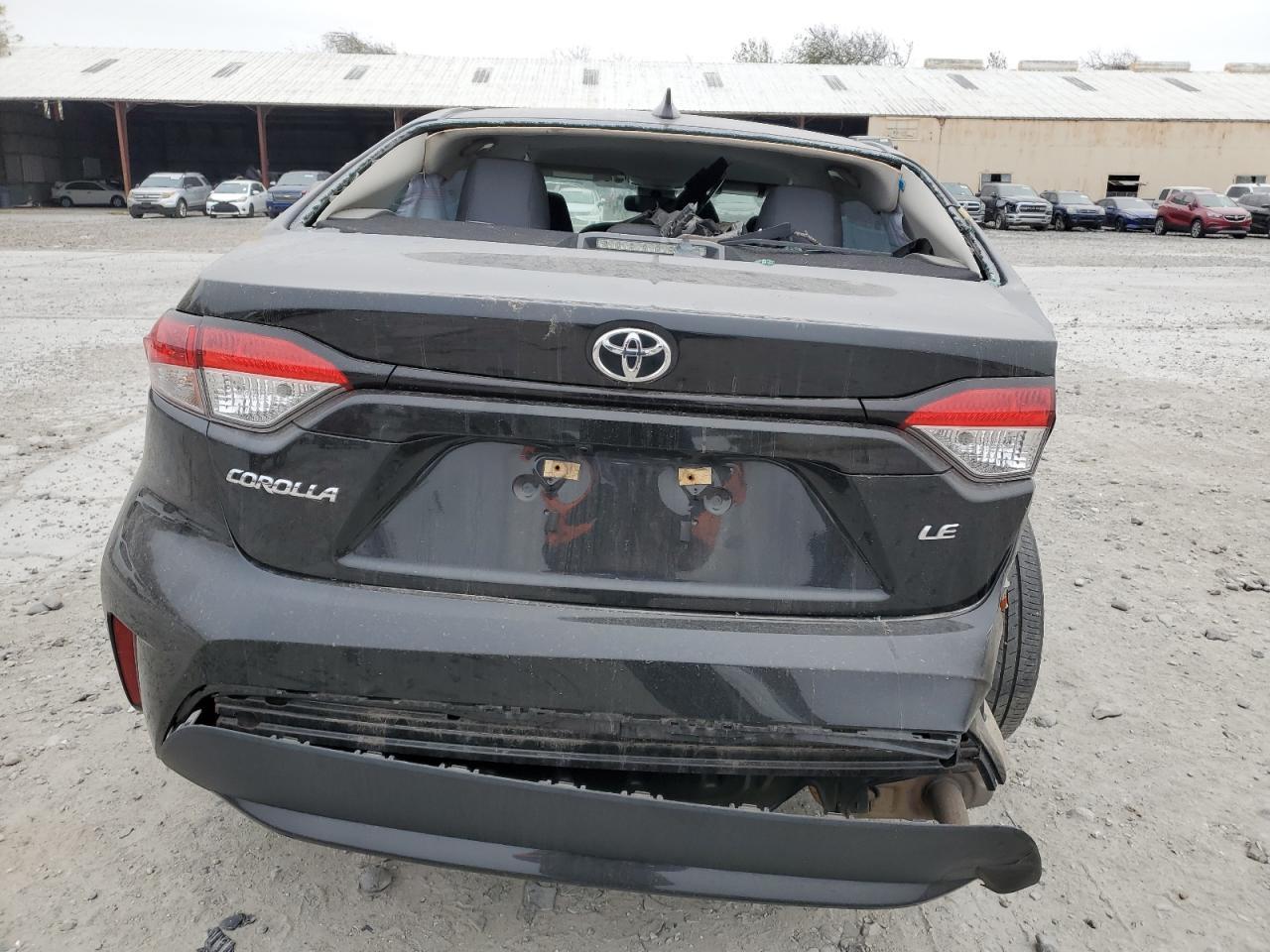 2021 TOYOTA COROLLA LE - Фото 6