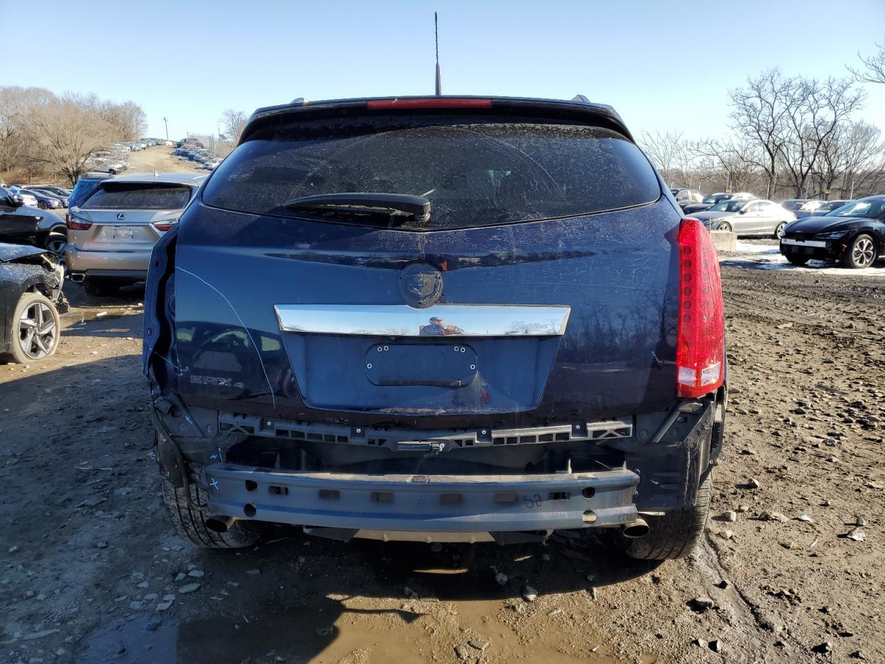 2011 CADILLAC SRX LUXURY - Image 6