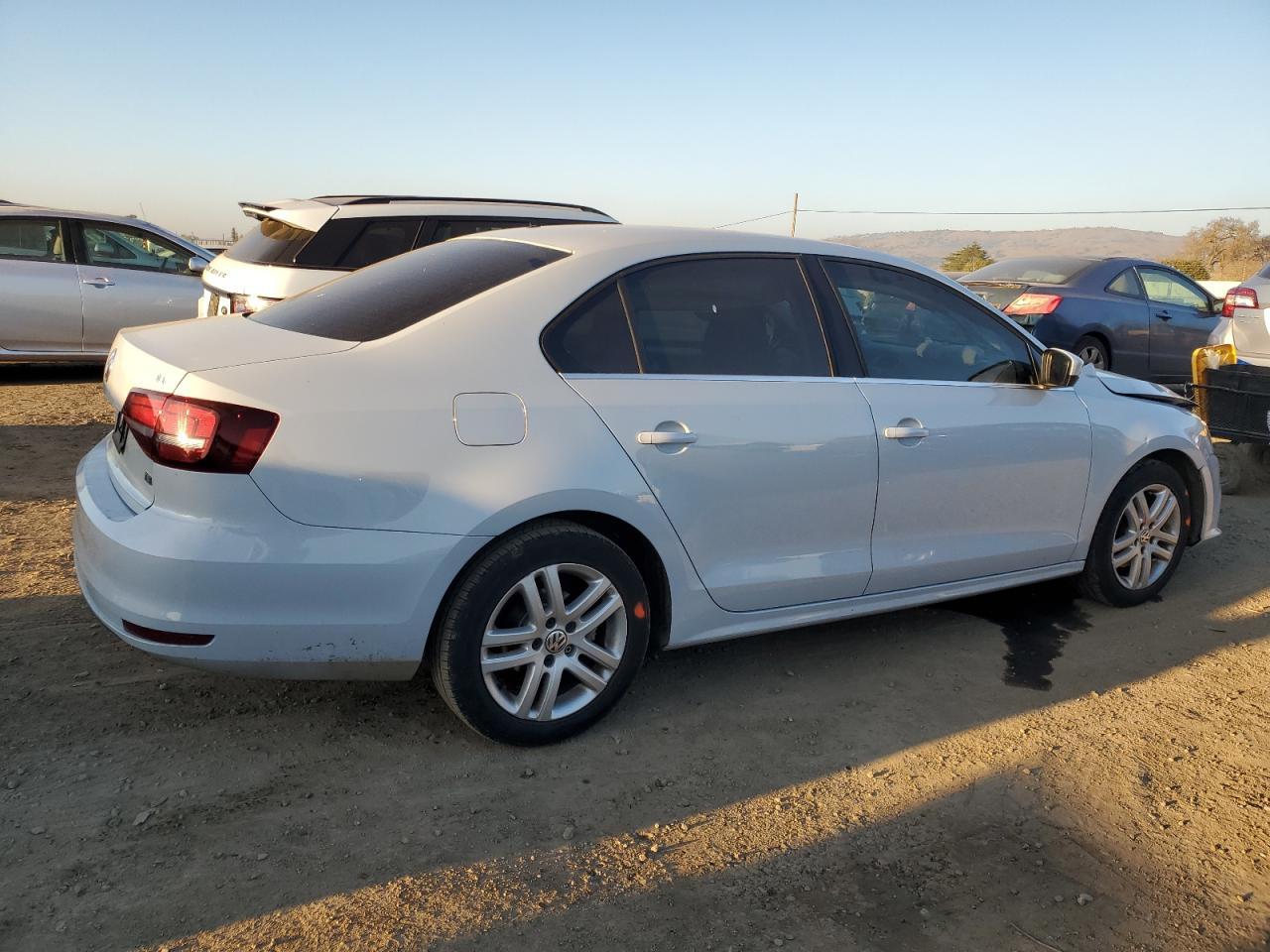 2017 VOLKSWAGEN JETTA S - Image 3
