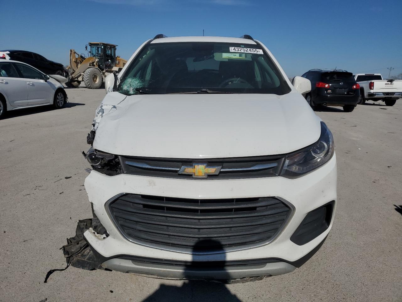 2021 CHEVROLET TRAX 1LT - Image 5