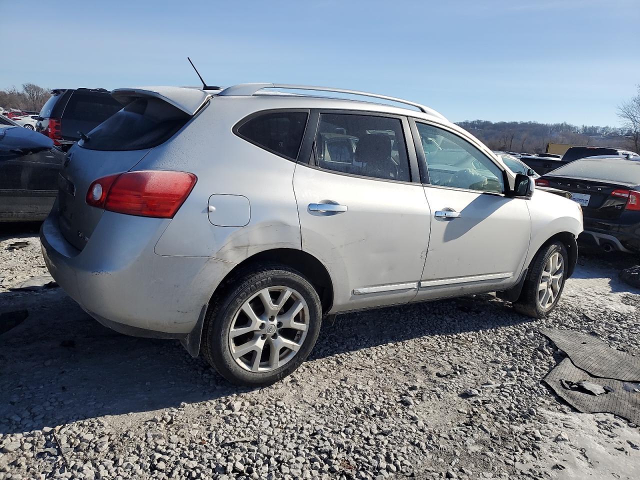 2013 NISSAN ROGUE S - Image 3