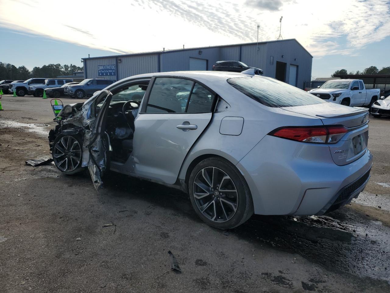 2020 TOYOTA COROLLA SE - Image 2