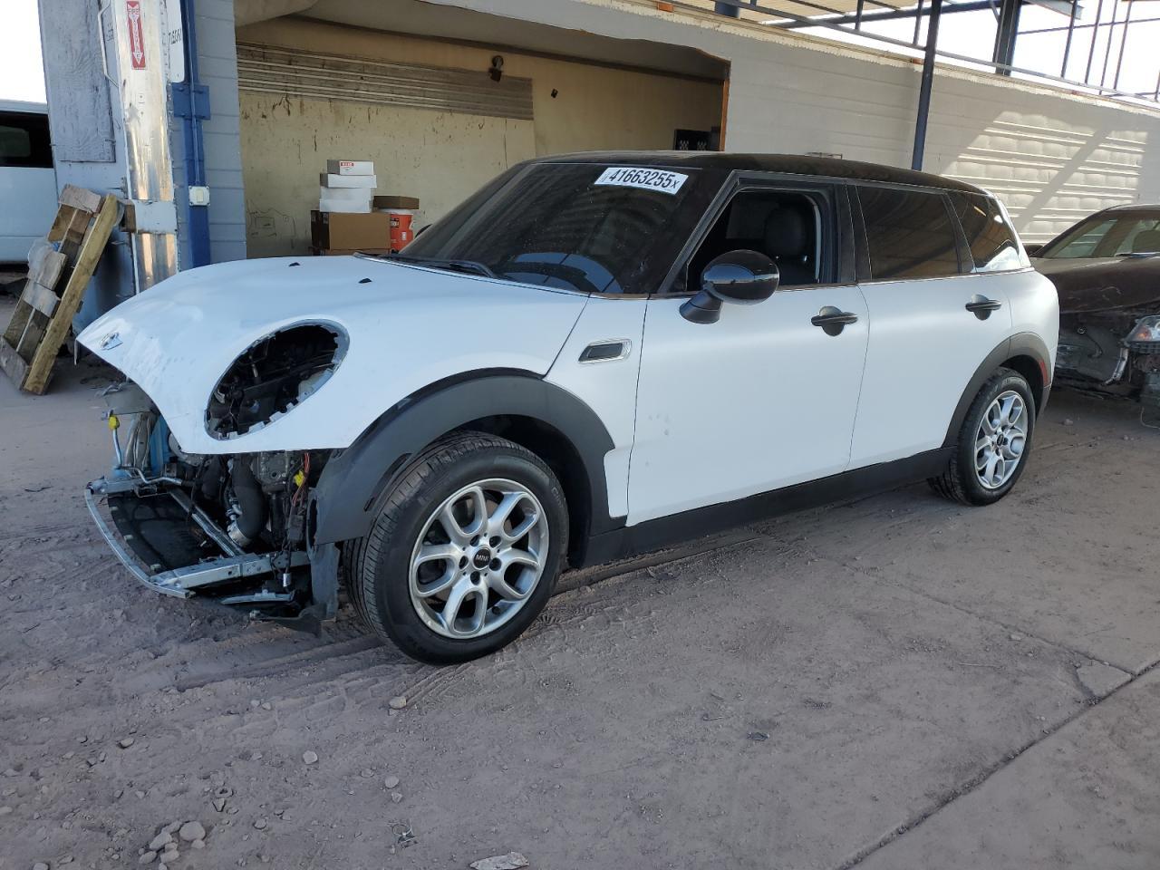 2016 MINI COOPER CLU