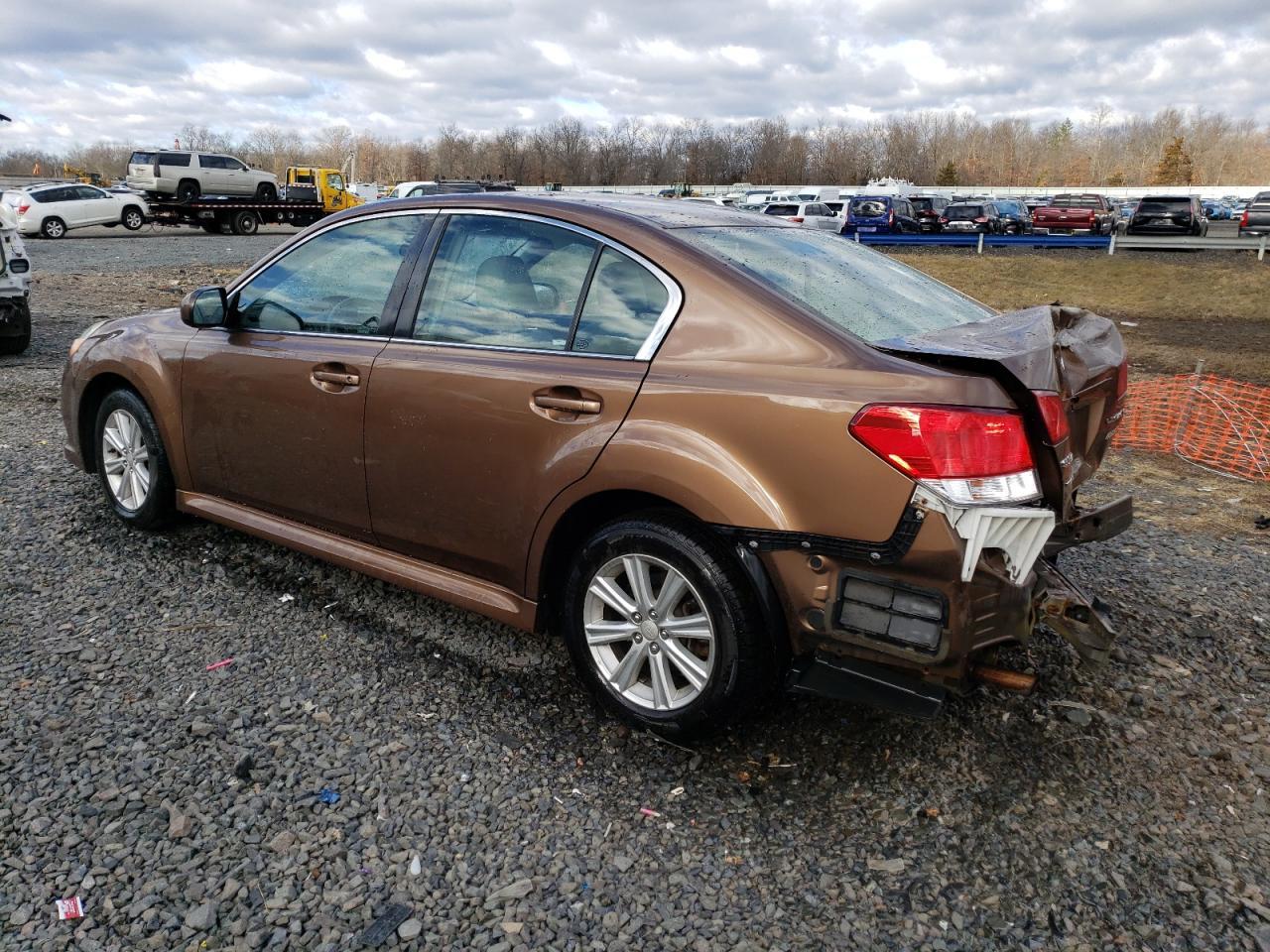 2012 SUBARU LEGACY 2.5 - Image 2