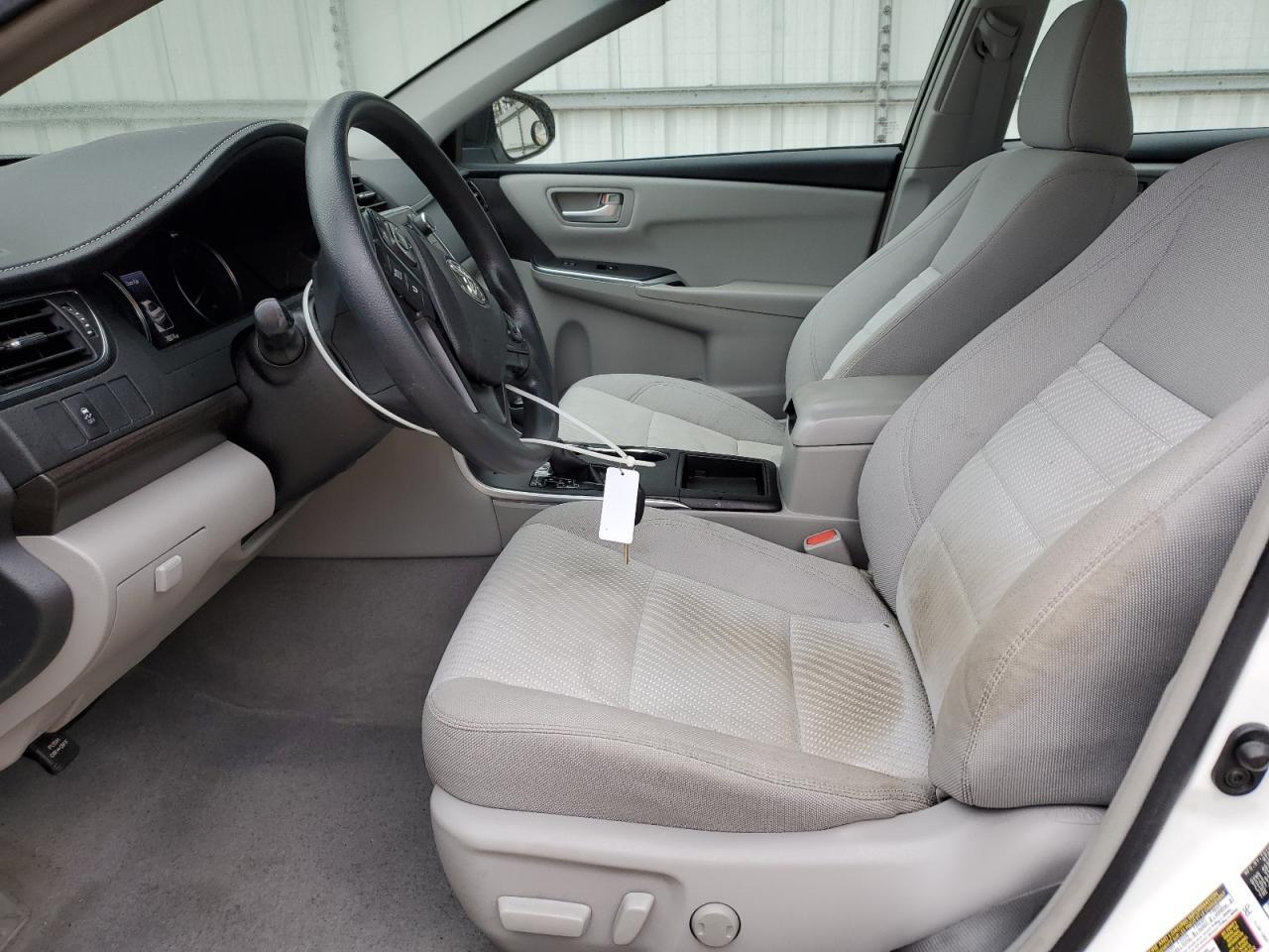 2017 TOYOTA CAMRY LE - Image 7
