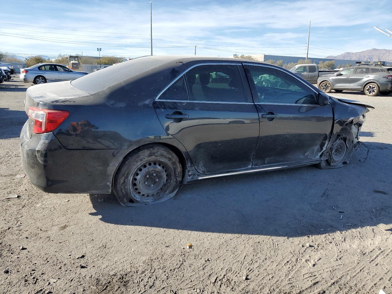 2012 TOYOTA CAMRY BASE - Фото 3