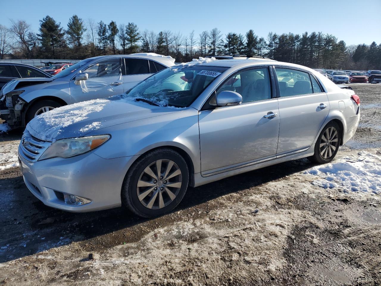 2011 TOYOTA AVALON BAS