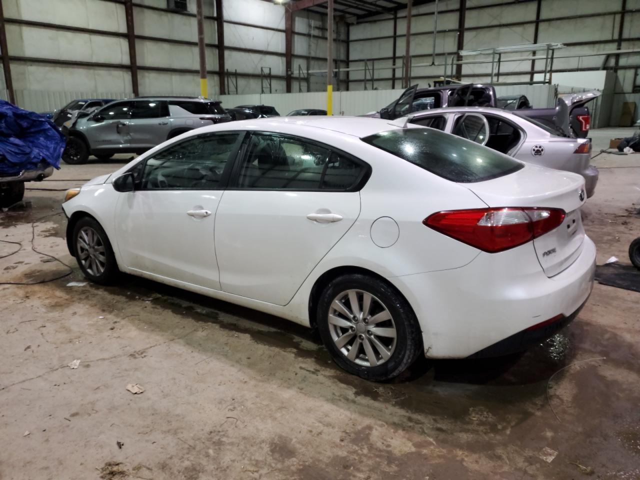 2015 KIA FORTE LX - Фото 2