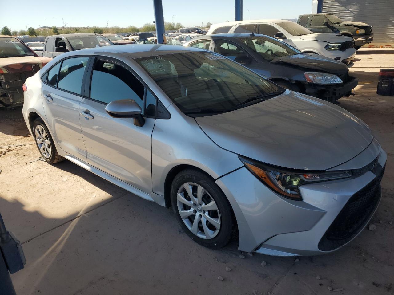 2020 TOYOTA COROLLA LE - Фото 4