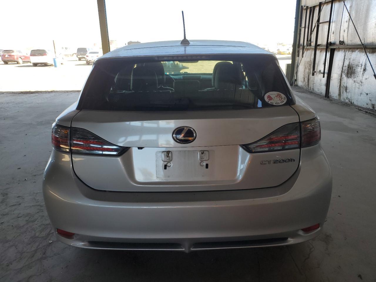 2013 LEXUS CT 200 - Image 6
