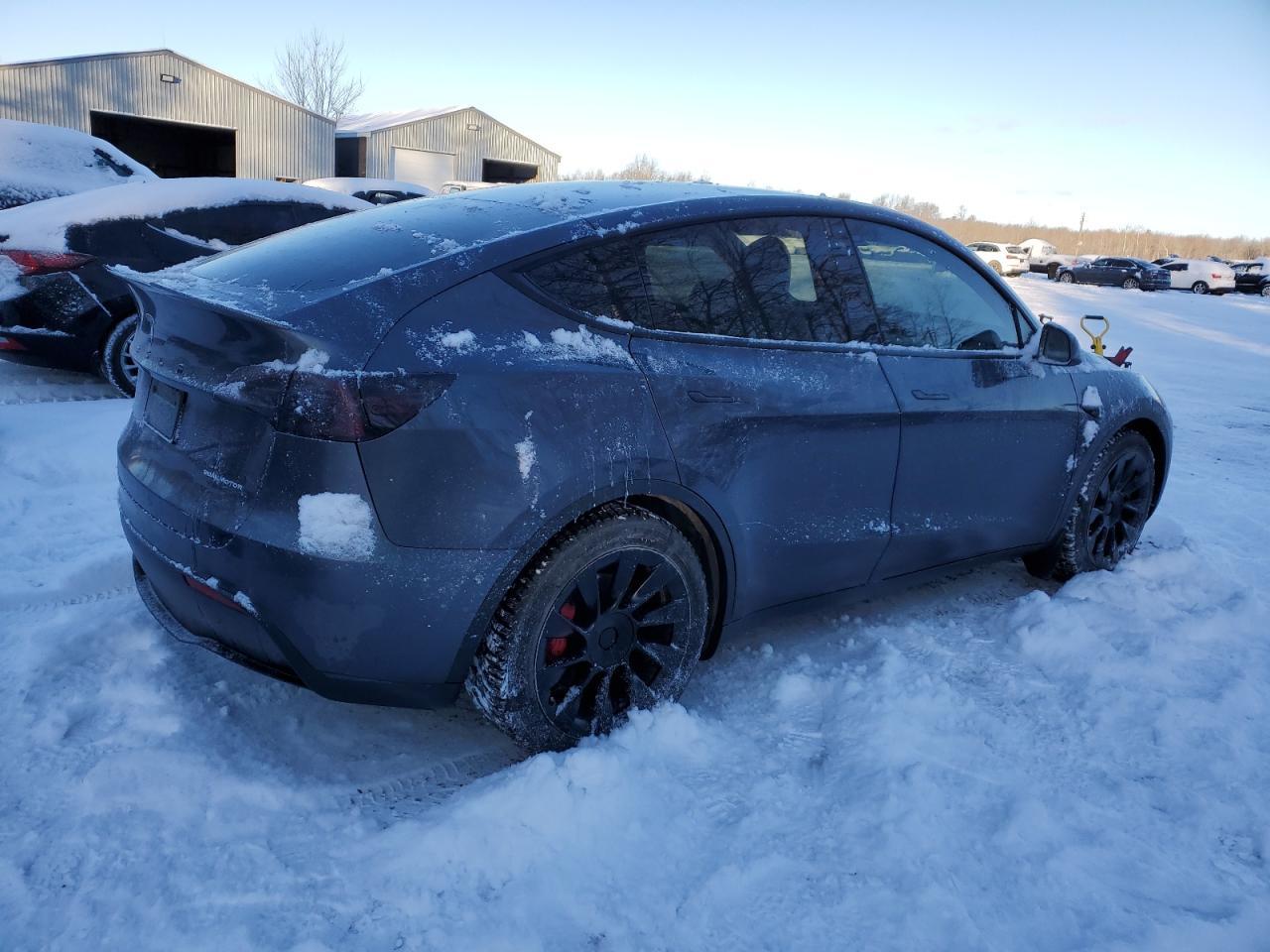 2023 TESLA MODEL Y - Фото 3