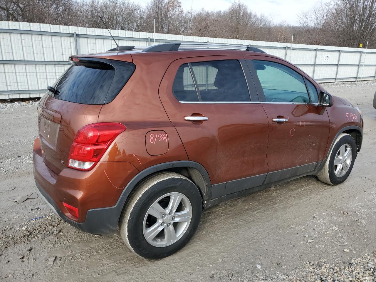 2019 CHEVROLET TRAX 1LT - Фото 3