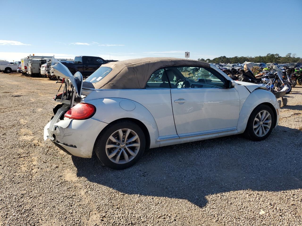 2014 VOLKSWAGEN BEETLE - Фото 3