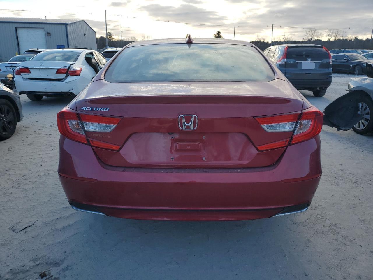 2018 HONDA ACCORD LX - Фото 6