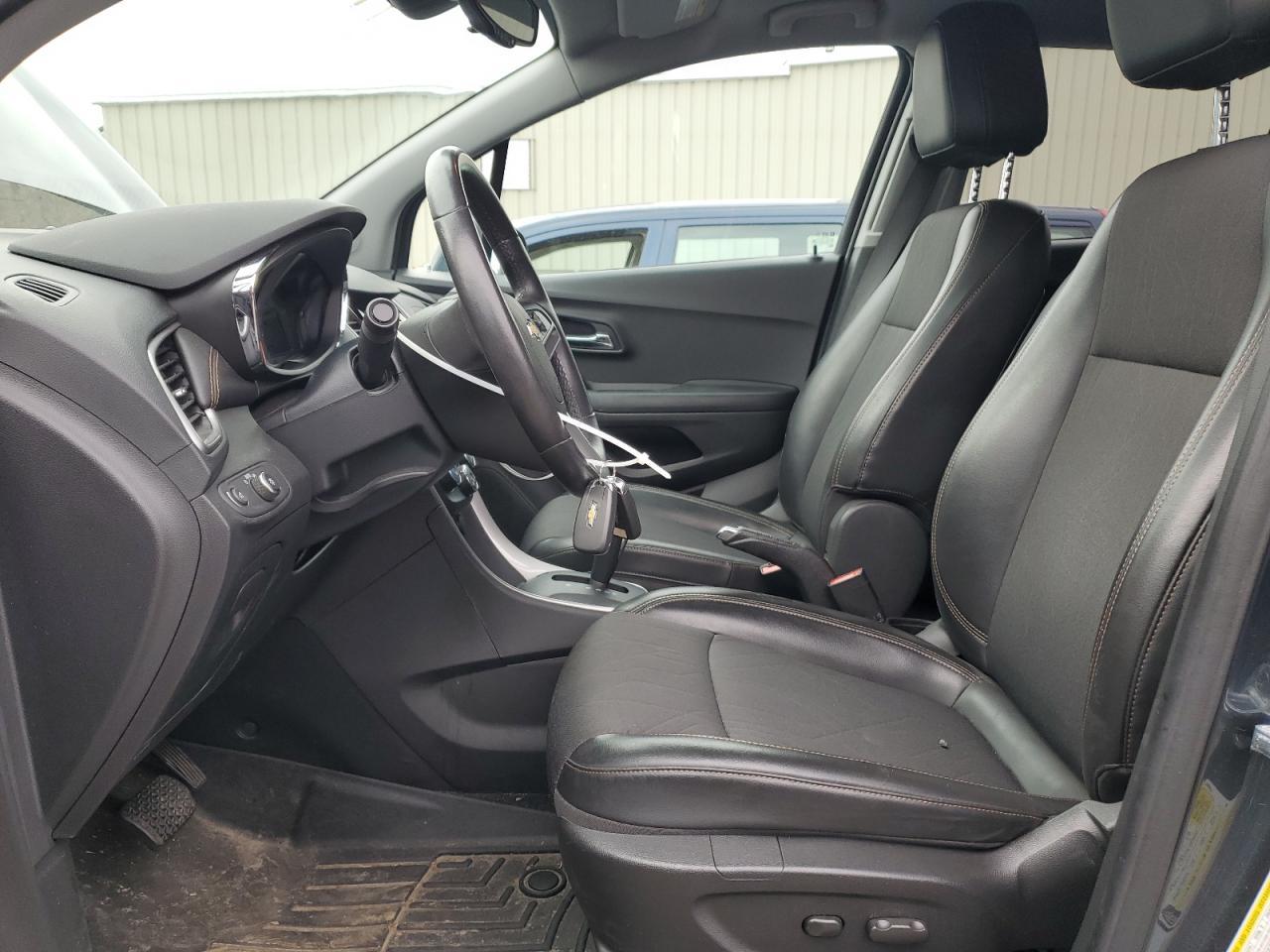 2021 CHEVROLET TRAX 1LT - Image 7