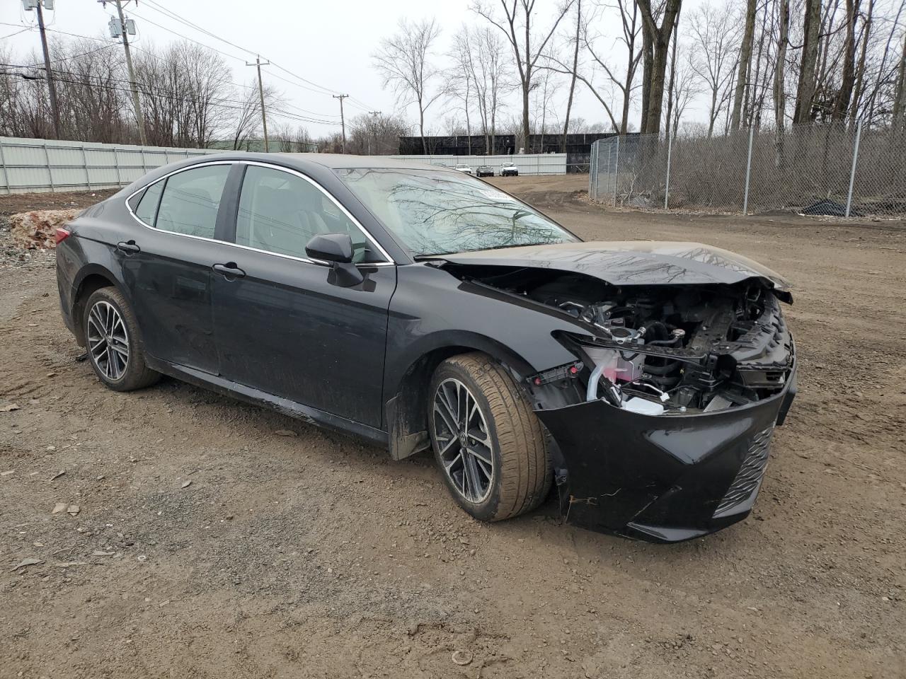 2025 TOYOTA CAMRY XSE - Image 4