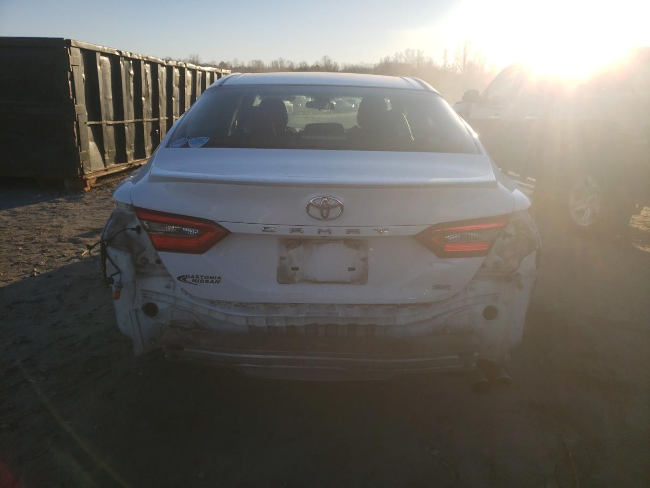 2018 TOYOTA CAMRY L - Image 6