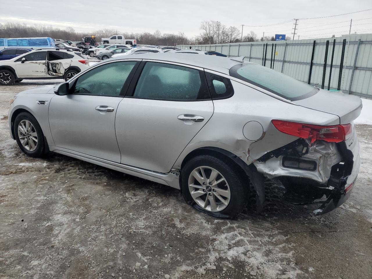 2016 KIA OPTIMA LX - Фото 2