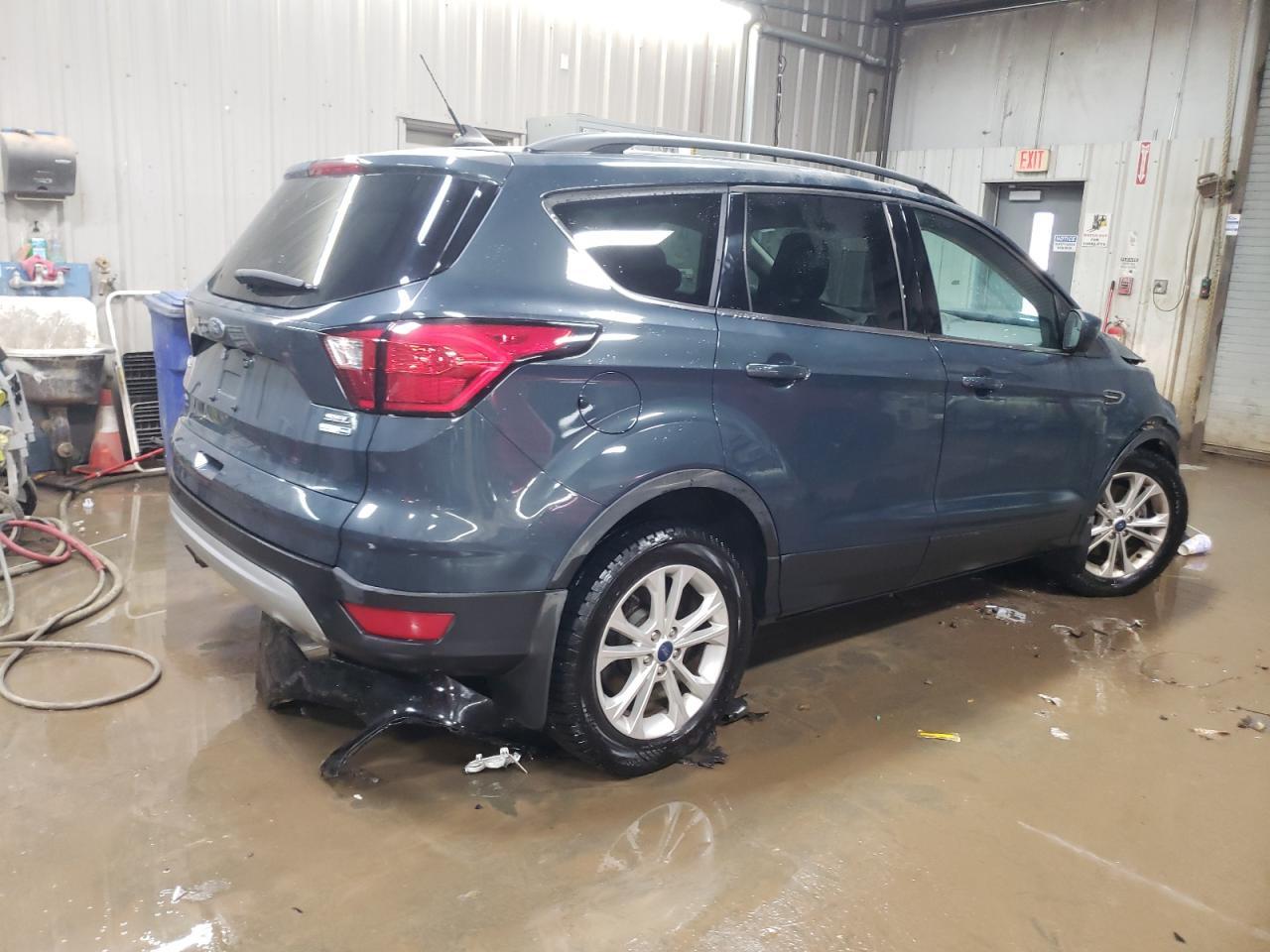 2019 FORD ESCAPE SEL - Image 3