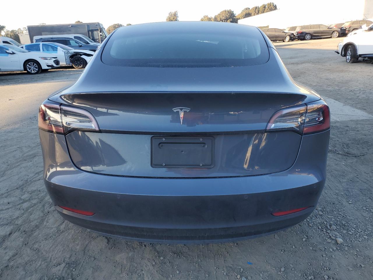 2022 TESLA MODEL 3 - Image 6