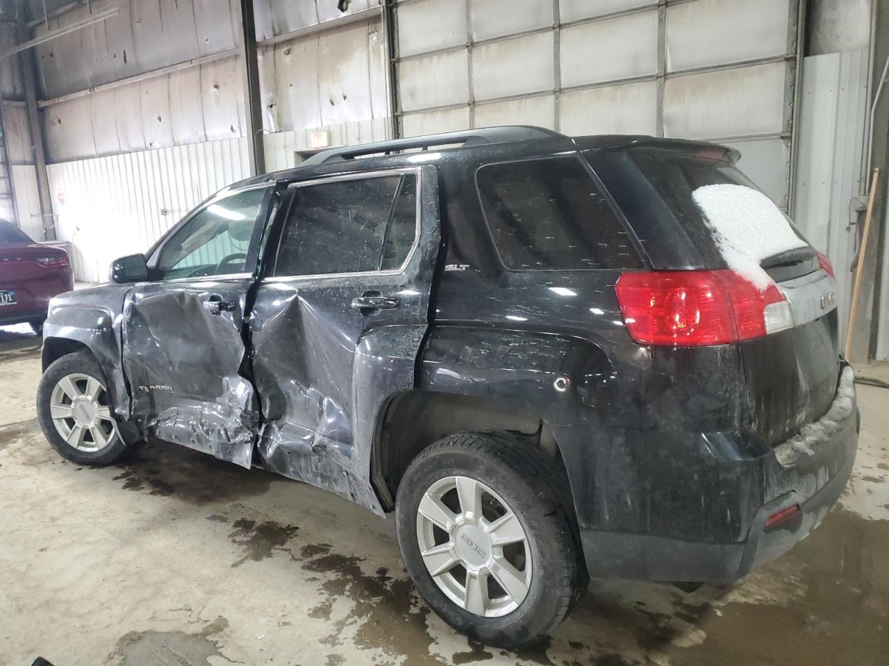 2012 GMC TERRAIN SL - Image 2