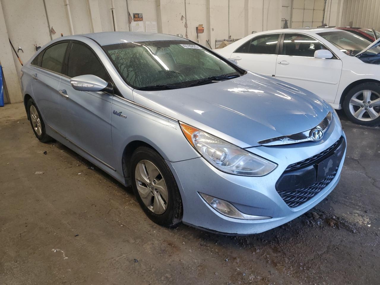 2013 HYUNDAI SONATA HYB - Фото 4