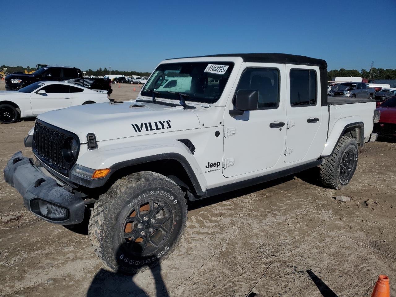2024 JEEP GLADIATOR
