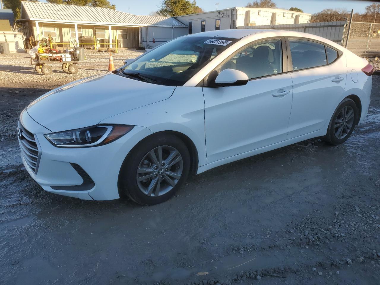 2018 HYUNDAI ELANTRA SE