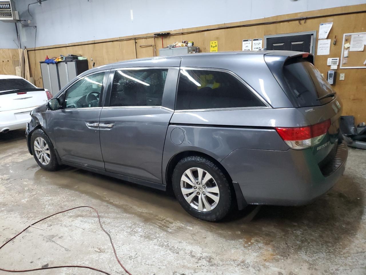 2016 HONDA ODYSSEY EX - Image 2