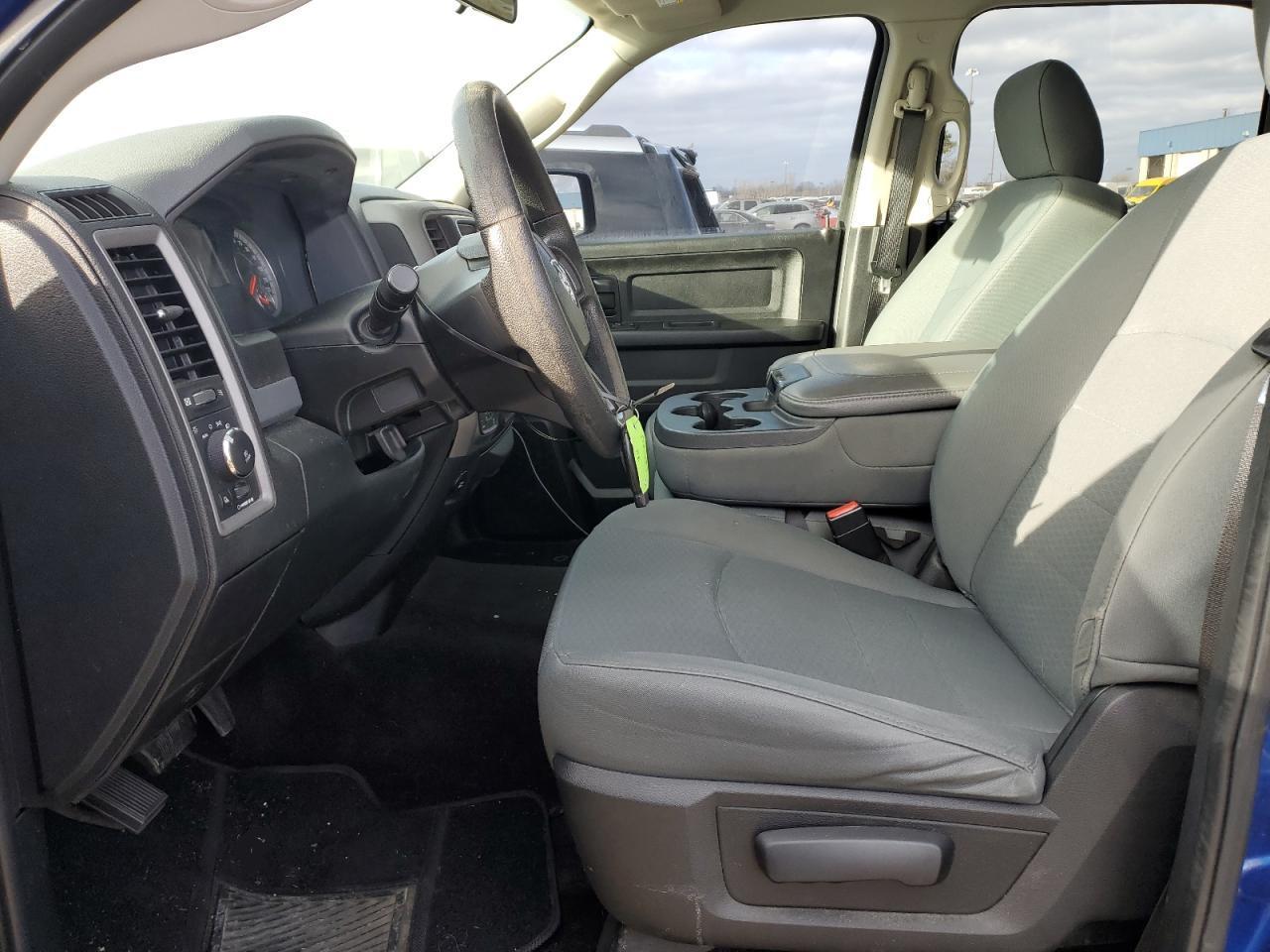 2017 RAM 1500 ST - Фото 7