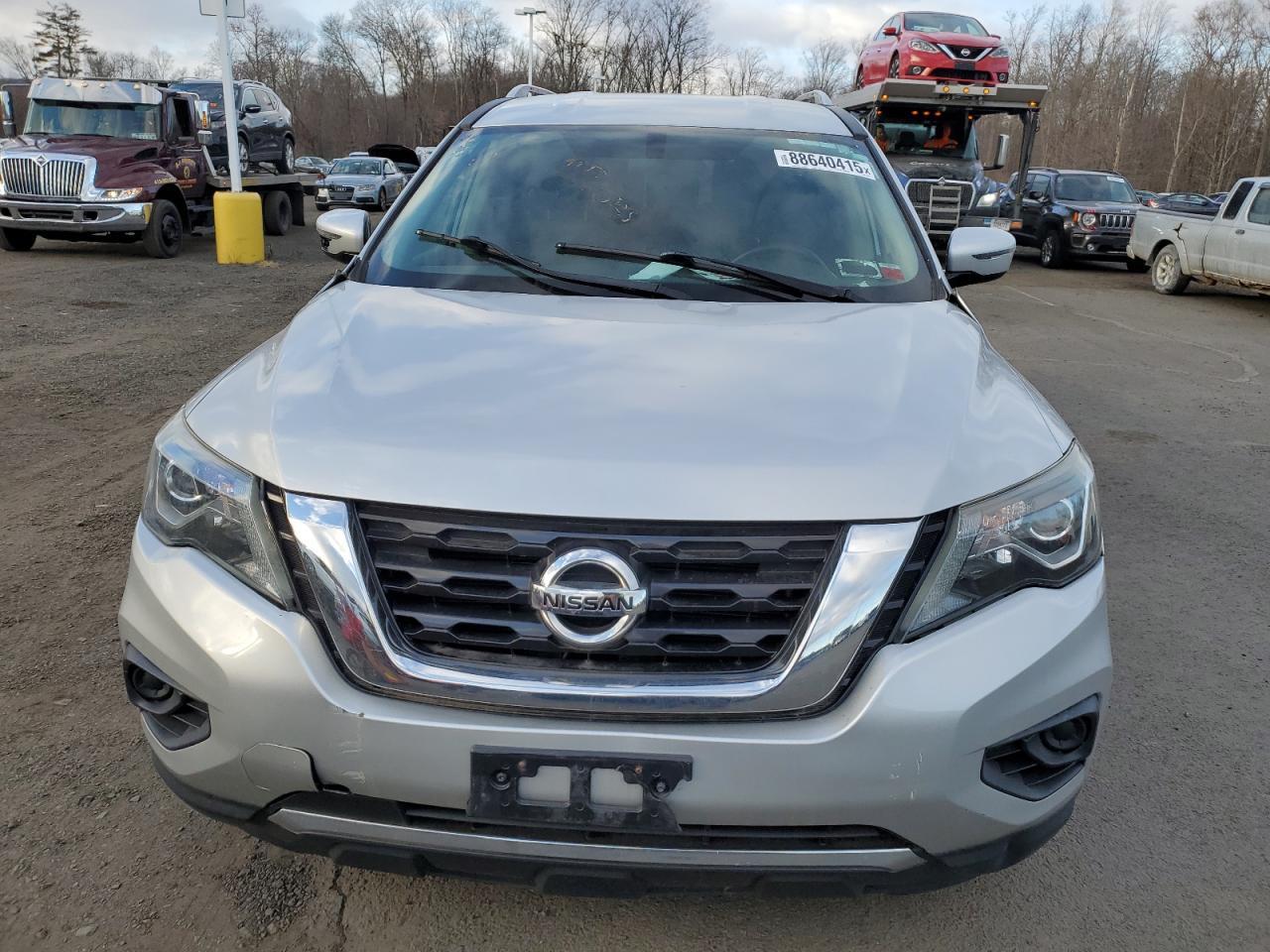 2017 NISSAN PATHFINDER - Image 5