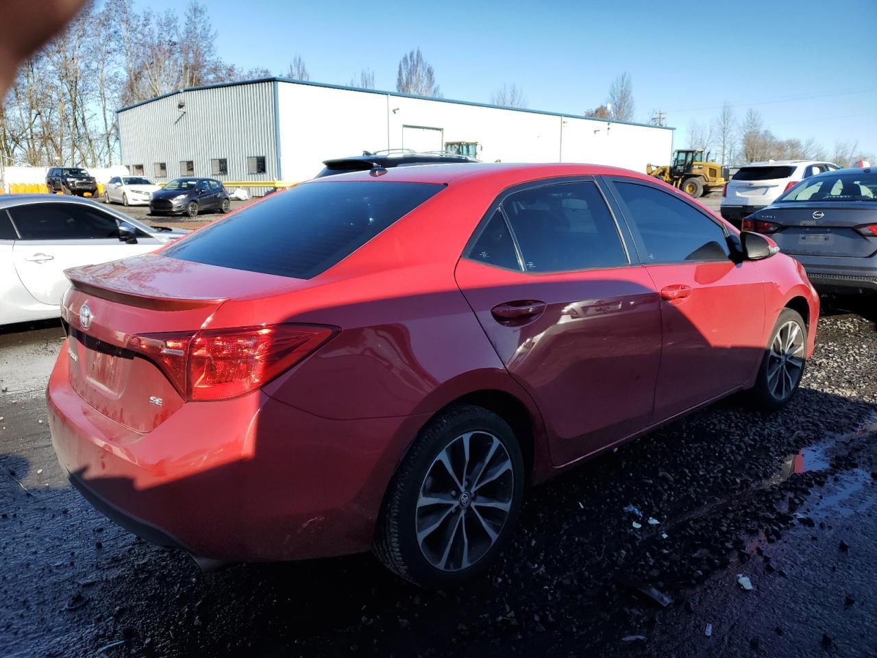 2018 TOYOTA COROLLA L - Image 3