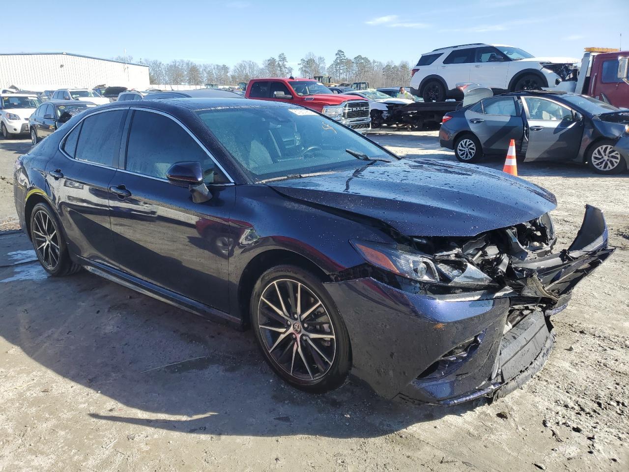 2021 TOYOTA CAMRY SE - Image 4