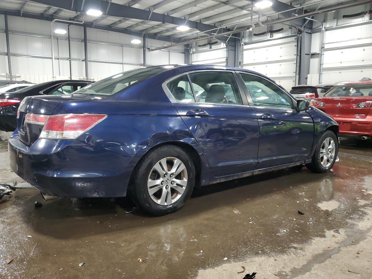 2011 HONDA ACCORD LXP - Фото 3