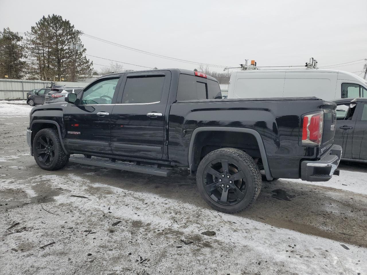 2017 GMC SIERRA K15 - Image 2