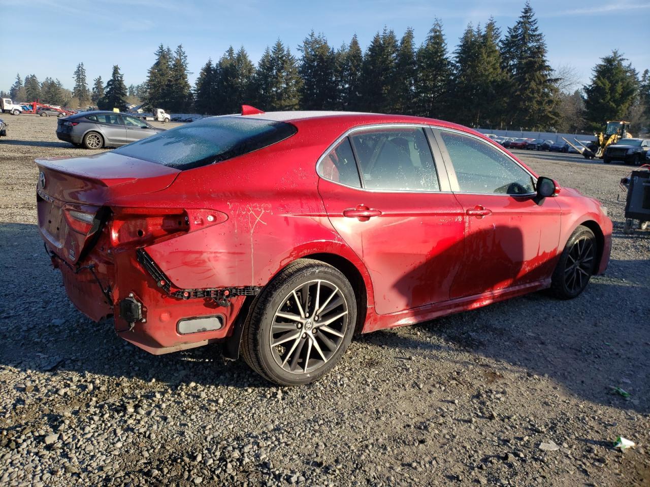 2021 TOYOTA CAMRY SE - Image 3