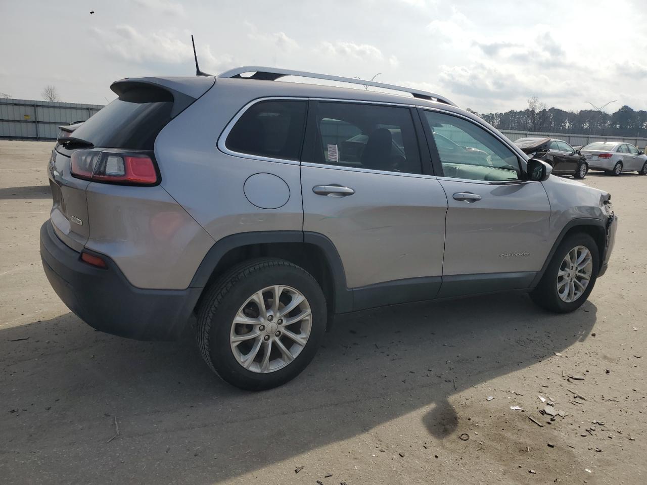 2019 JEEP CHEROKEE L - Фото 3